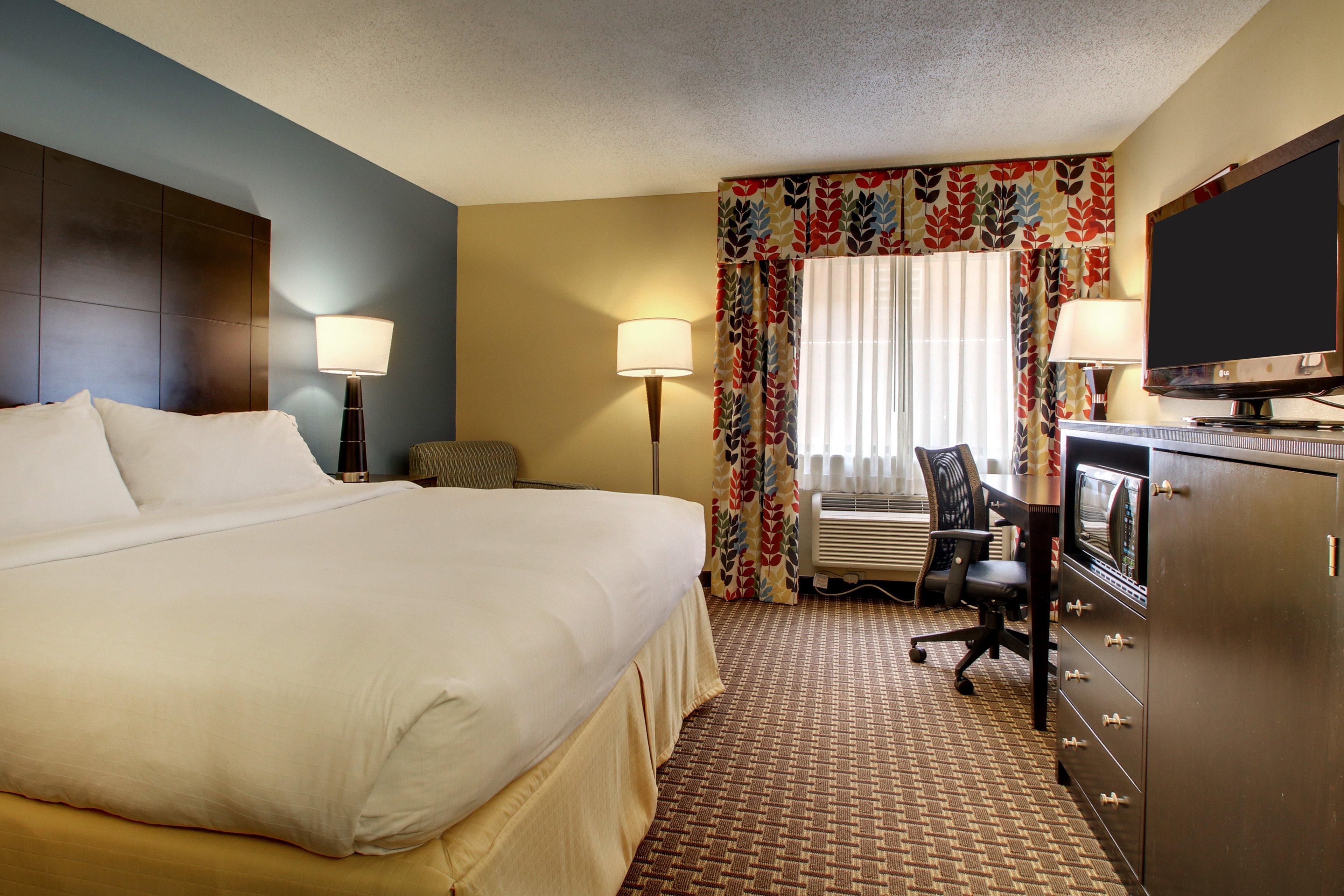 Holiday Inn Express Hotel Fort Campbell-Oak Grove By Ihg Exterior foto